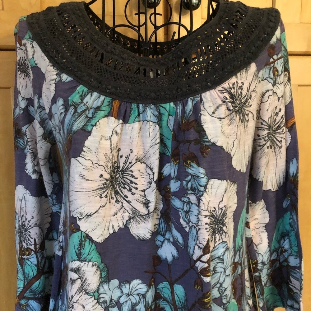 Anthropologie Meadow Rue 3/4 sleeve floral Top